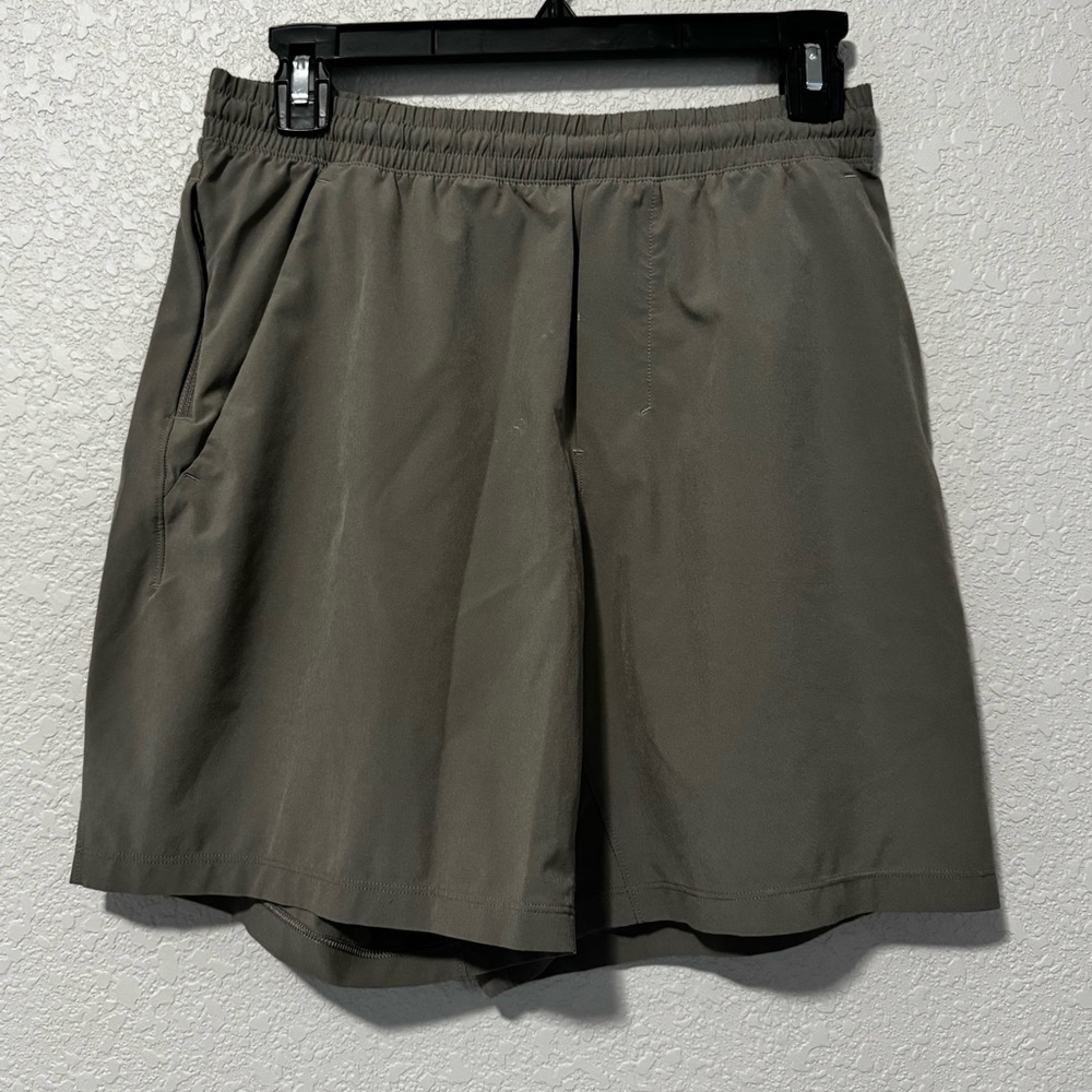 Lululemon Pace Breaker Linerless - Size M